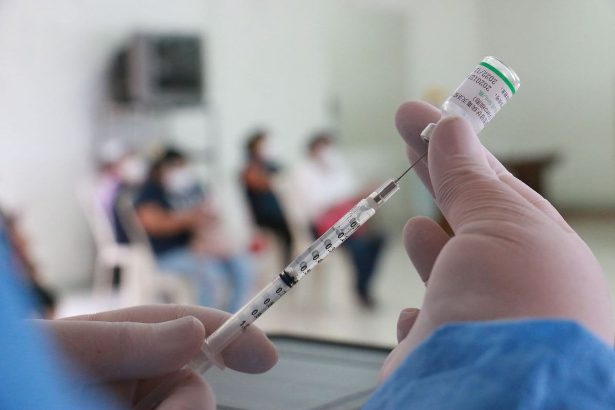 Cadena de frío de vacunas en riesgo