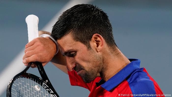 Djokovic espera audiencia: La Vuelta al Mundo en 5 Noticias