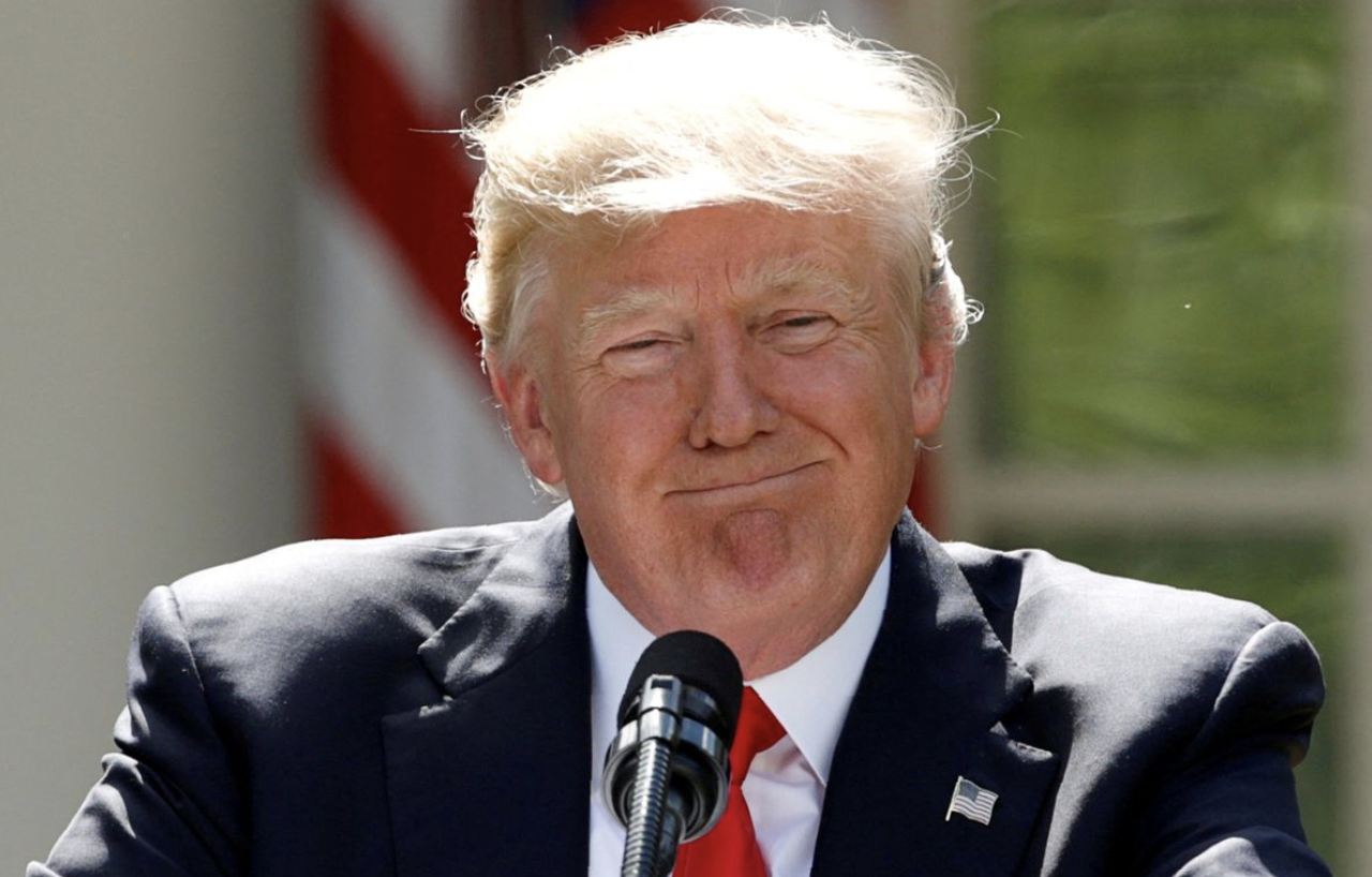 Donald Trump atoraba los baños de la Casa Blanca: La Vuelta al Mundo en 5 Noticias
