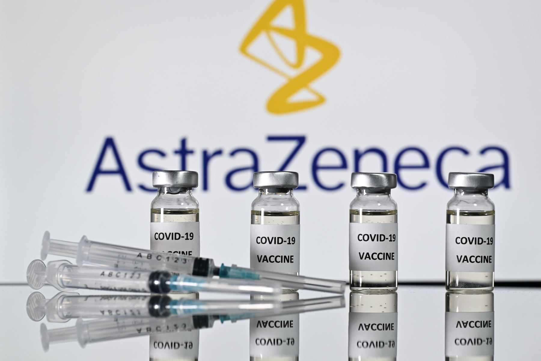 3 millones de vacunas Astrazeneca vencen en menos de 2 meses